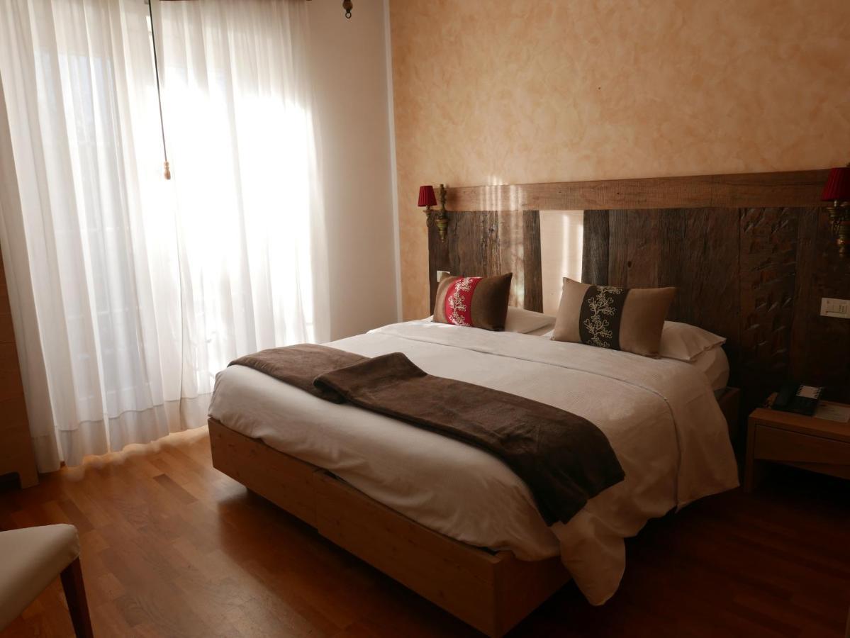 אסיאגו Hotel Paradiso מראה חיצוני תמונה