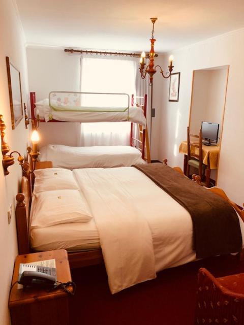 אסיאגו Hotel Paradiso מראה חיצוני תמונה